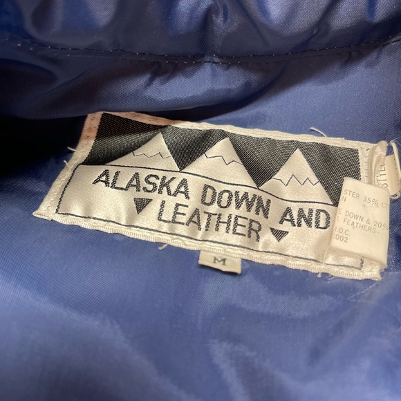 Vtg. Alaska Down And Leather Vest Sz-M Puffer Goodedown Zipper/Snap Buttons - Picture 9 of 16